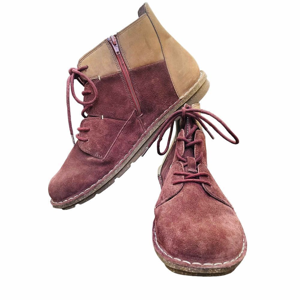 Women’s Clark’s comfort collection brown zip up boots women’s size 11